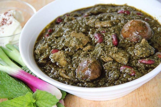 قورمه سبزی رستوران مرکز